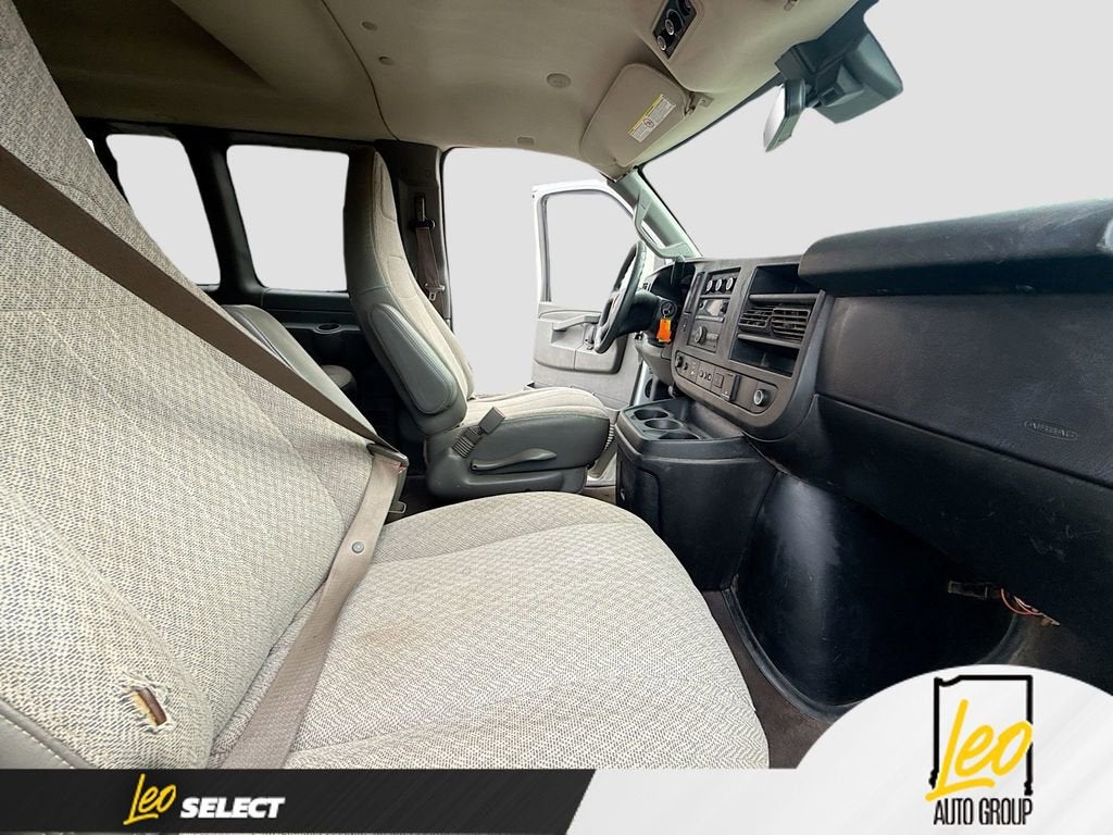 2019 Chevrolet Express Passenger 3500 LT