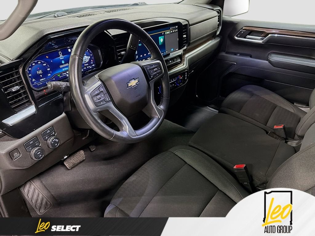 2023 Chevrolet Silverado 1500 LT (2FL)