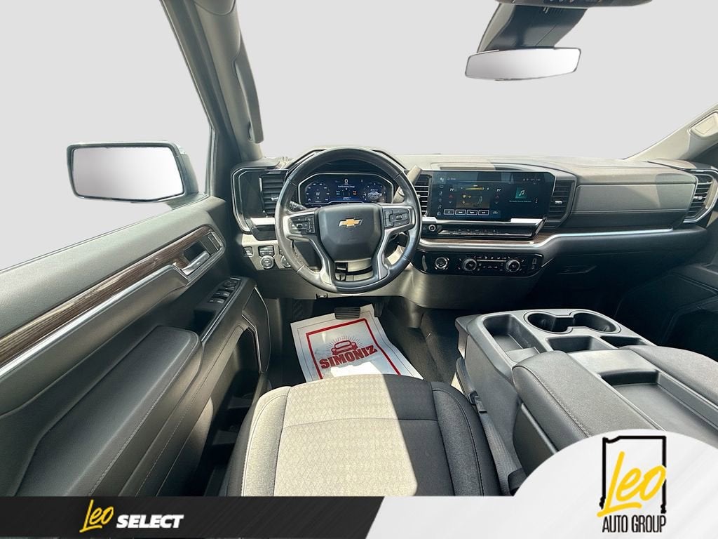 2022 Chevrolet Silverado 1500 LT (2FL)