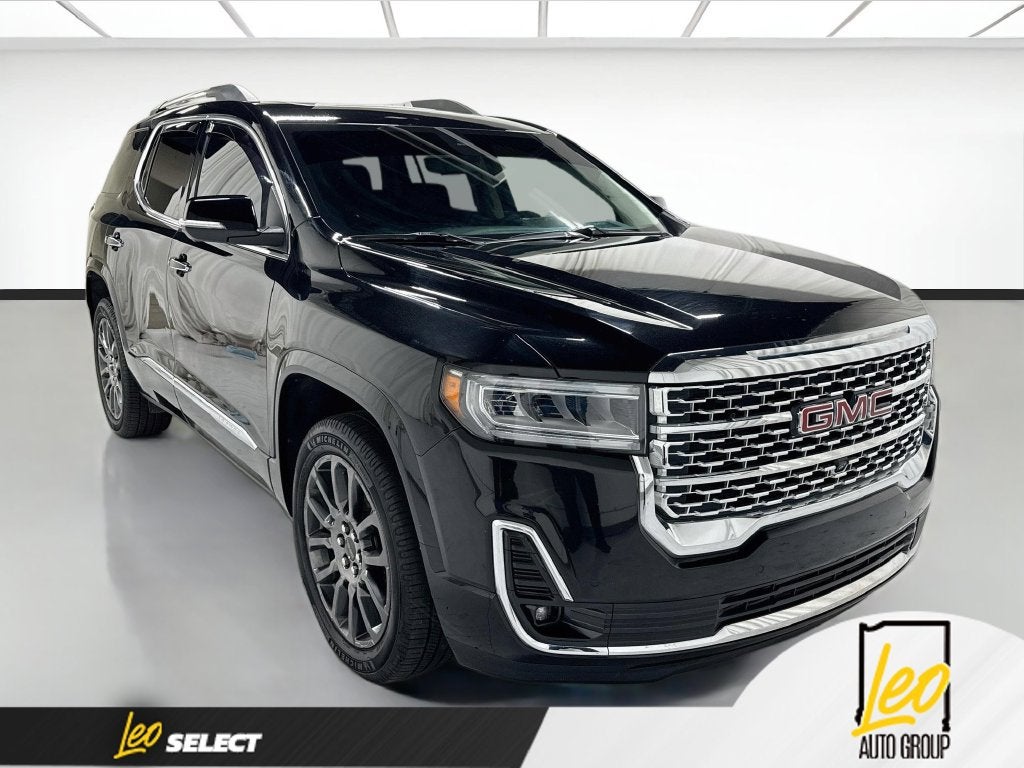 2023 GMC Acadia Denali