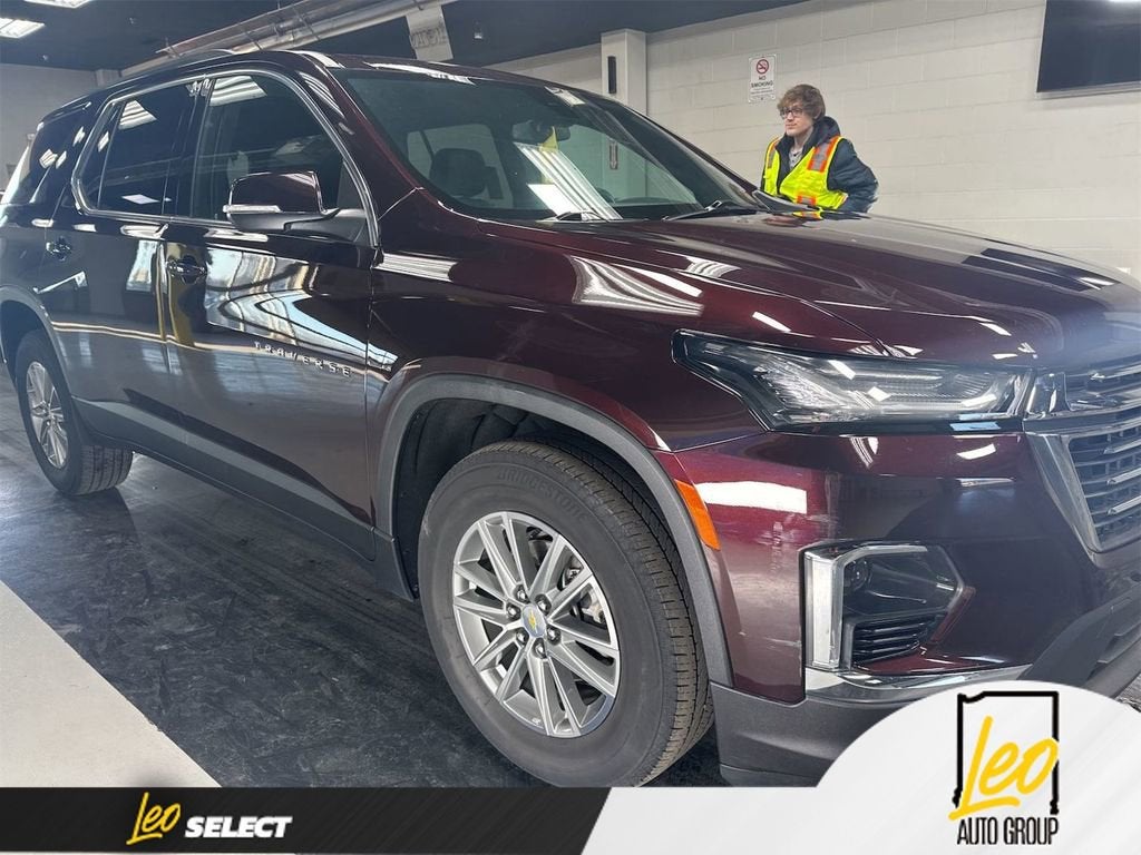 2023 Chevrolet Traverse LT Cloth