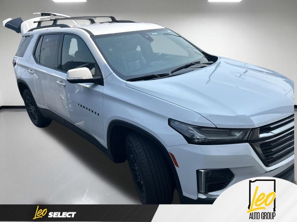 2022 Chevrolet Traverse LT Leather