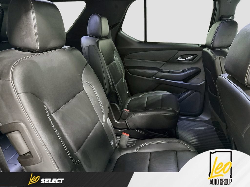 2022 Chevrolet Traverse LT Leather