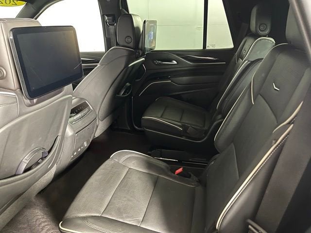 2023 Cadillac Escalade Sport