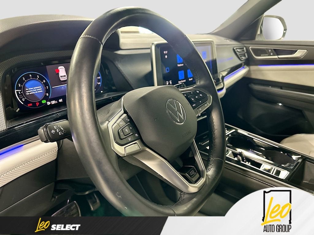 2024 Volkswagen Atlas Cross Sport 2.0T SEL Premium R-Line
