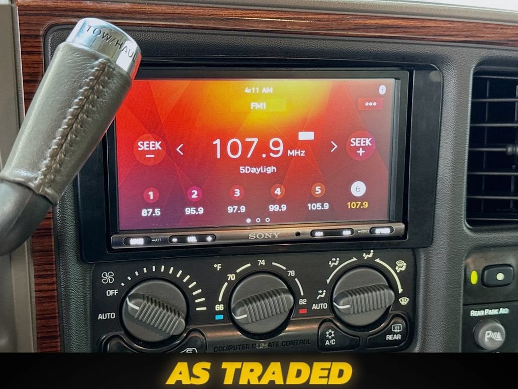2002 Cadillac Escalade EXT Standard