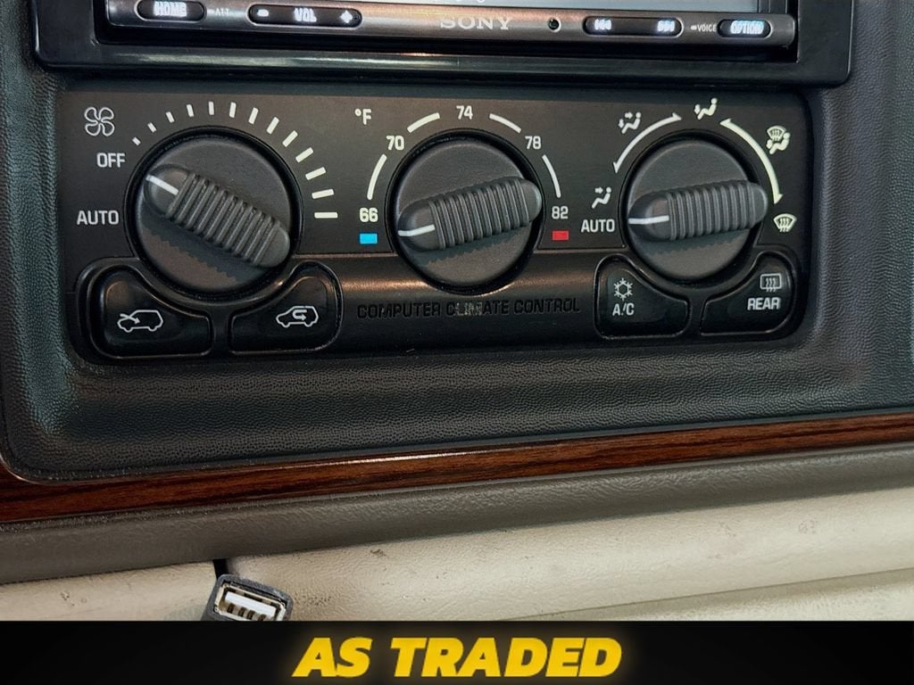 2002 Cadillac Escalade EXT Standard