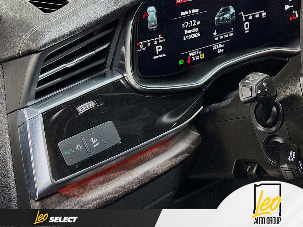 2023 Audi Q8 Premium Plus