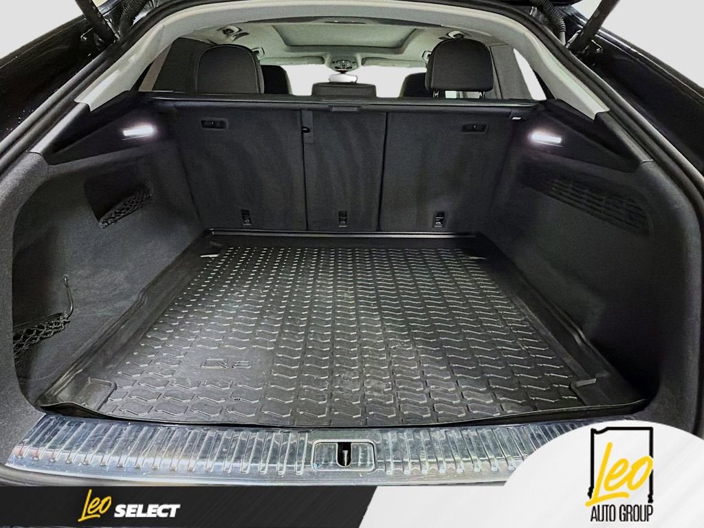 2023 Audi Q8 Premium Plus